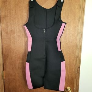 Training water suit